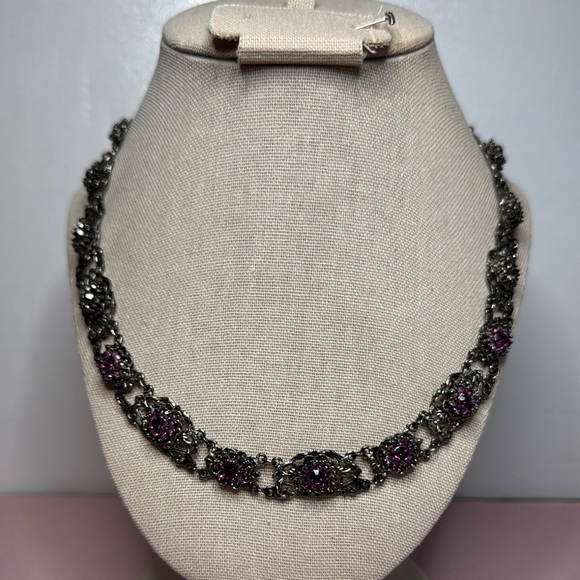 Vintage Elegant Silver tone and Purple rhinestone Necklace 18in - Picture 1 of 12